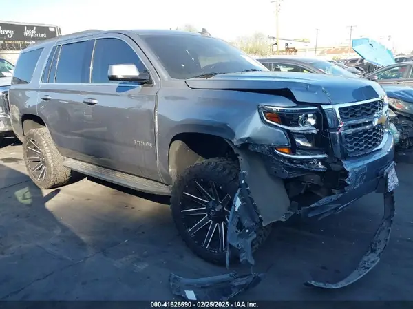 1GNSCAEC9KR181095 2019 CHEVROLET TAHOE - Image 1