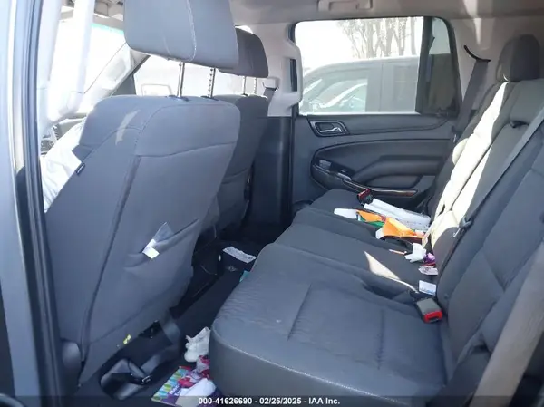 1GNSCAEC9KR181095 2019 CHEVROLET TAHOE - Image 8