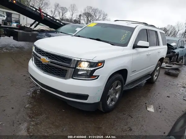 1GNSCAEC9KR218517 2019 CHEVROLET TAHOE - Image 2