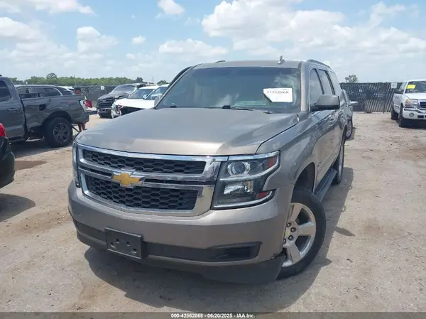 1GNSCAKC0HR191060 2017 CHEVROLET TAHOE - Image 2