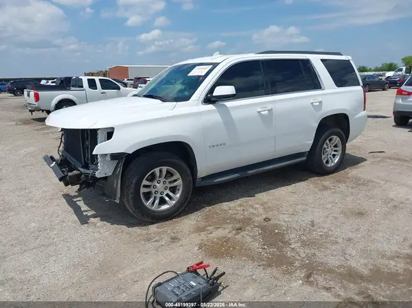 1GNSCAKC0HR304456 2017 CHEVROLET TAHOE - Image 2