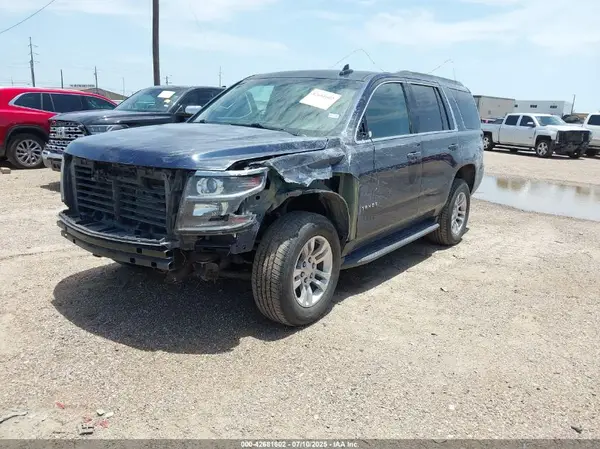 1GNSCAKC0HR359635 2017 CHEVROLET TAHOE - Image 2