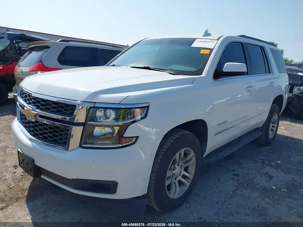 1GNSCAKC0HR399360 2017 CHEVROLET TAHOE - Image 2