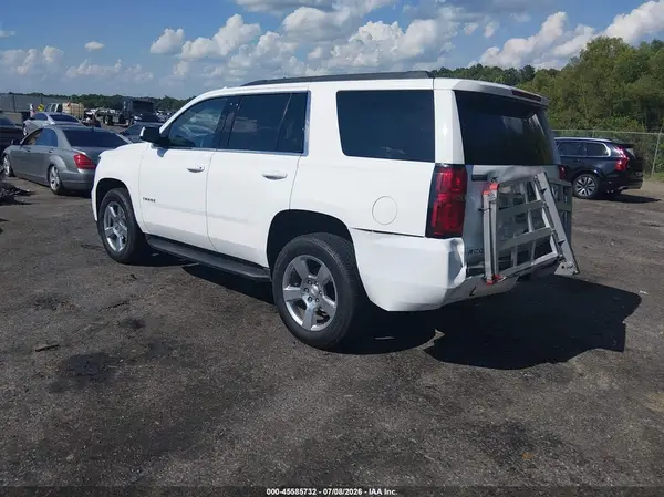 1GNSCAKC0JR396979 2018 CHEVROLET TAHOE - Image 2