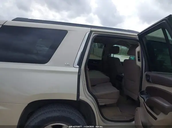 1GNSCAKC1GR202856 2016 CHEVROLET TAHOE - Image 8