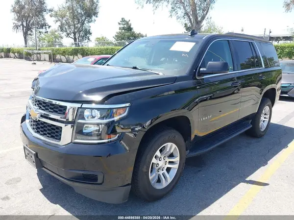 1GNSCAKC1HR229430 2017 CHEVROLET TAHOE - Image 2