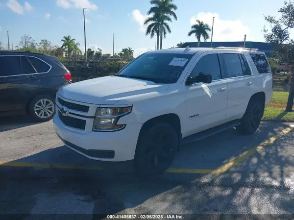 1GNSCAKC1KR119209 2019 CHEVROLET TAHOE - Image 2