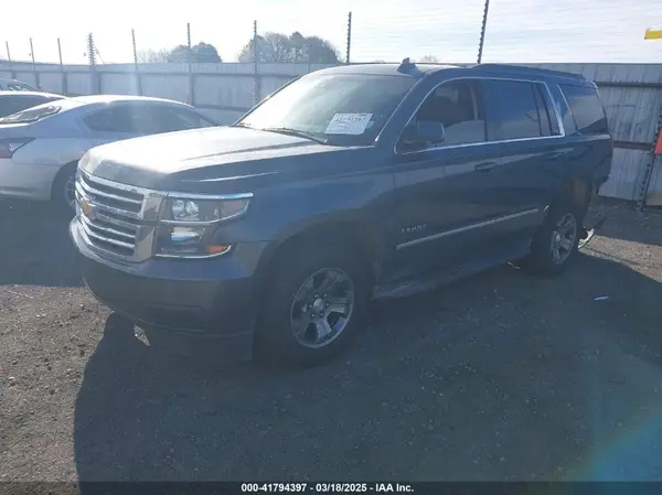 1GNSCAKC1KR352393 2019 CHEVROLET TAHOE - Image 2