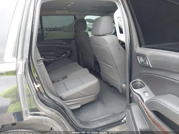 1GNSCAKC1LR215049 2020 CHEVROLET TAHOE - Image 8