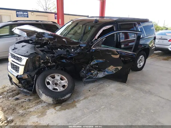 1GNSCAKC2GR108033 2016 CHEVROLET TAHOE - Image 2