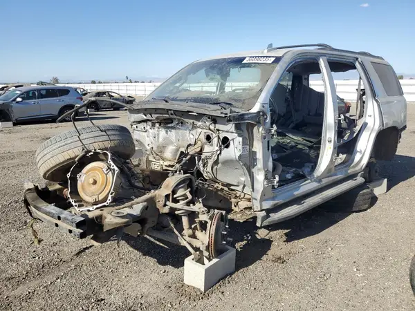 1GNSCAKC2HR152387 2017 CHEVROLET TAHOE - Image 1