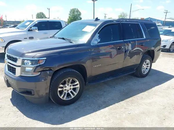 1GNSCAKC2HR275123 2017 CHEVROLET TAHOE - Image 2