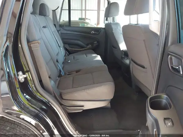 1GNSCAKC3JR221268 2018 CHEVROLET TAHOE - Image 8