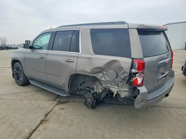 1GNSCAKC3JR361790 2018 CHEVROLET TAHOE - Image 2
