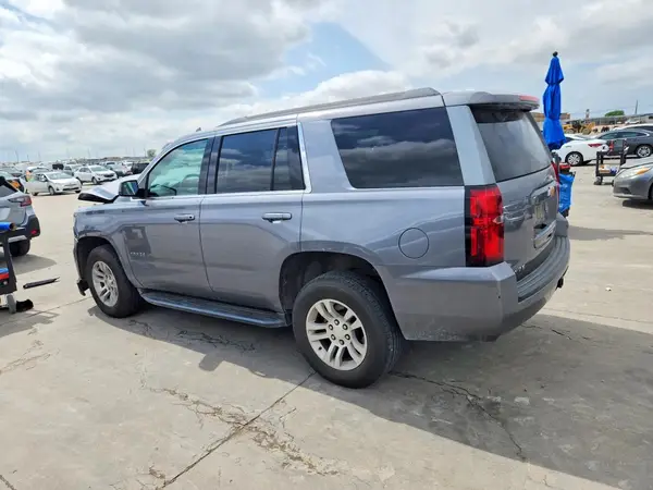 1GNSCAKC3JR379092 2018 CHEVROLET TAHOE - Image 2
