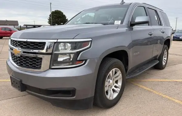 1GNSCAKC3KR167262 2019 CHEVROLET TAHOE - Image 2