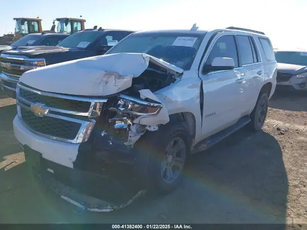 1GNSCAKC3KR238217 2019 CHEVROLET TAHOE - Image 2