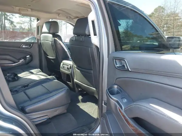 1GNSCAKC3LR183687 2020 CHEVROLET TAHOE - Image 8