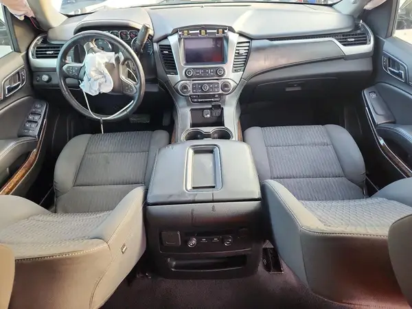 1GNSCAKC3LR300684 2020 CHEVROLET TAHOE - Image 8