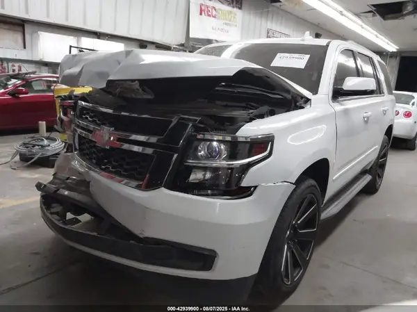 1GNSCAKC4GR407586 2016 CHEVROLET TAHOE - Image 2