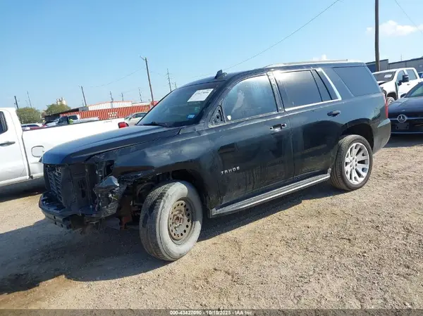 1GNSCAKC4JR258457 2018 CHEVROLET TAHOE - Image 2
