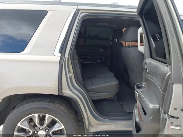 1GNSCAKC4KR109645 2019 CHEVROLET TAHOE - Image 8