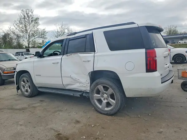 1GNSCAKC4KR304791 2019 CHEVROLET TAHOE - Image 2