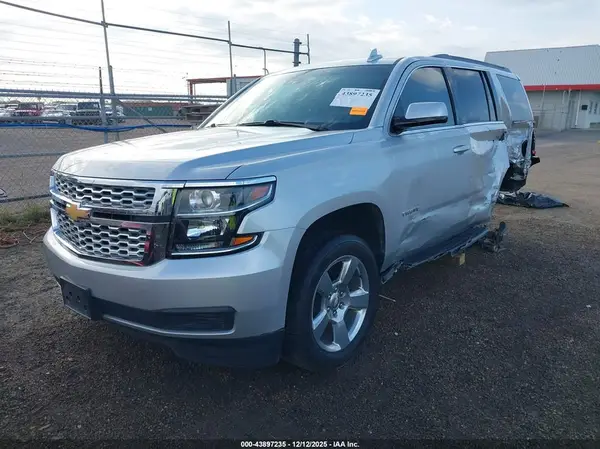 1GNSCAKC4LR104592 2020 CHEVROLET TAHOE - Image 2
