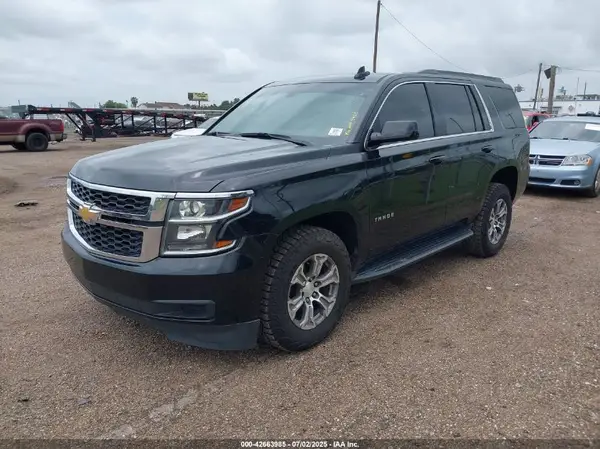 1GNSCAKC4LR293082 2020 CHEVROLET TAHOE - Image 2