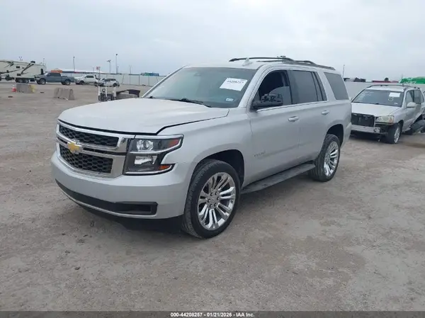 1GNSCAKC5HR245369 2017 CHEVROLET TAHOE - Image 2