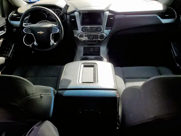 1GNSCAKC5KR102610 2019 CHEVROLET TAHOE - Image 8
