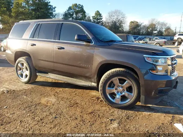 1GNSCAKC6HR130392 2017 CHEVROLET TAHOE - Image 1