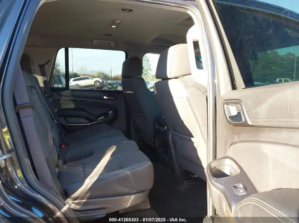 1GNSCAKC6HR130392 2017 CHEVROLET TAHOE - Image 8