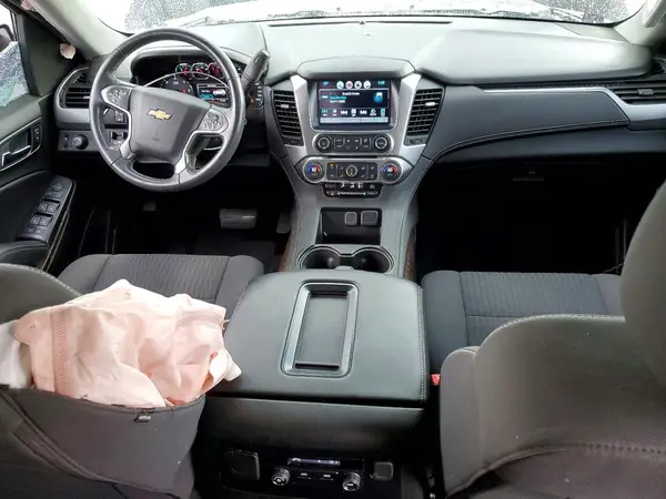 1GNSCAKC6HR385267 2017 CHEVROLET TAHOE - Image 8
