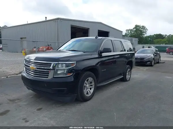 1GNSCAKC6JR225931 2018 CHEVROLET TAHOE - Image 2