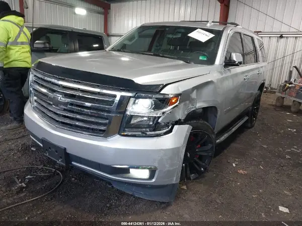 1GNSCAKC6KR297777 2019 CHEVROLET TAHOE - Image 2