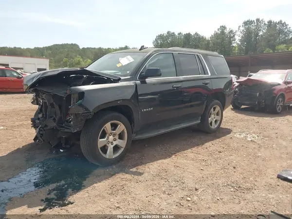 1GNSCAKC7HR390929 2017 CHEVROLET TAHOE - Image 2