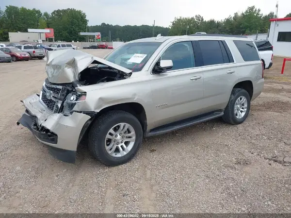 1GNSCAKC7HR399677 2017 CHEVROLET TAHOE - Image 2