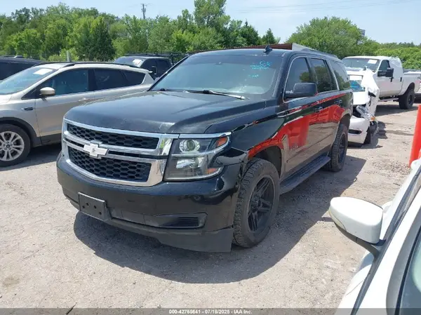 1GNSCAKC7JR192941 2018 CHEVROLET TAHOE - Image 2