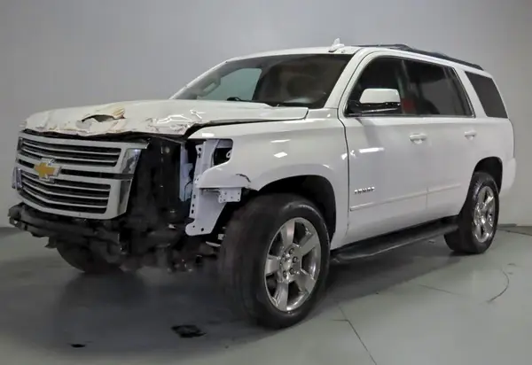 1GNSCAKC7KR251035 2019 CHEVROLET TAHOE - Image 2