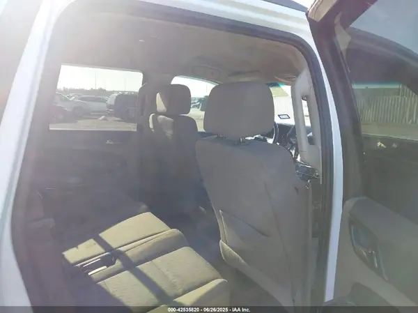 1GNSCAKC8HR186589 2017 CHEVROLET TAHOE - Image 8