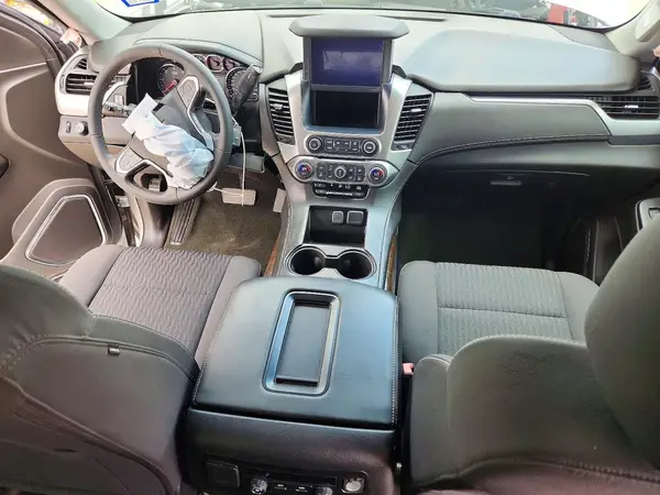 1GNSCAKC8HR233331 2017 CHEVROLET TAHOE - Image 8