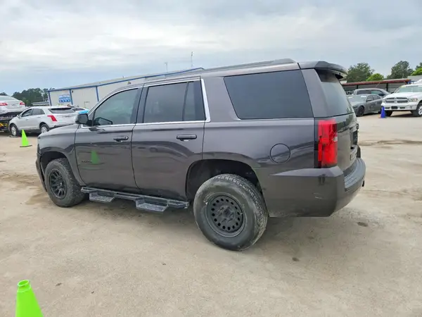 1GNSCAKC8HR281329 2017 CHEVROLET TAHOE - Image 2