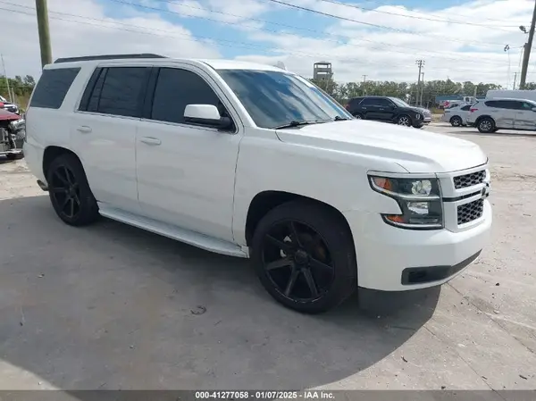 1GNSCAKC9HR281906 2017 CHEVROLET TAHOE - Image 1