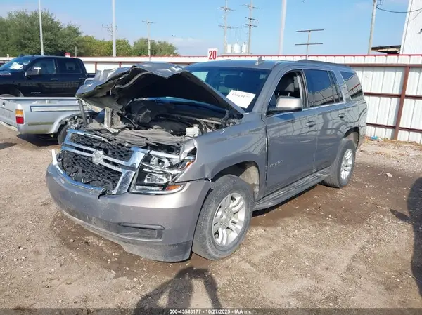 1GNSCAKC9HR388387 2017 CHEVROLET TAHOE - Image 2