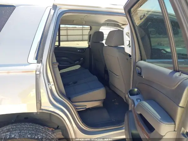 1GNSCAKC9KR382001 2019 CHEVROLET TAHOE - Image 8