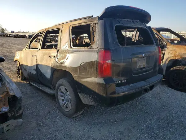 1GNSCAKCXHR288072 2017 CHEVROLET TAHOE - Image 2