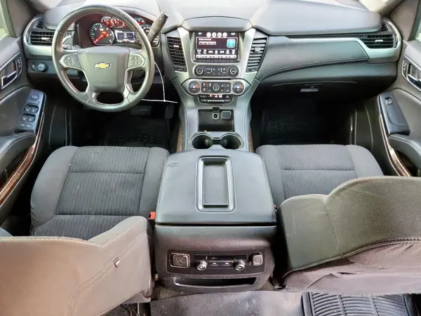 1GNSCAKCXHR319871 2017 CHEVROLET TAHOE - Image 8