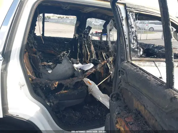 1GNSCAKCXHR344608 2017 CHEVROLET TAHOE - Image 8
