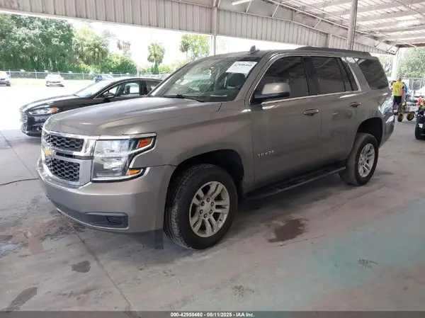 1GNSCAKCXHR349873 2017 CHEVROLET TAHOE - Image 2